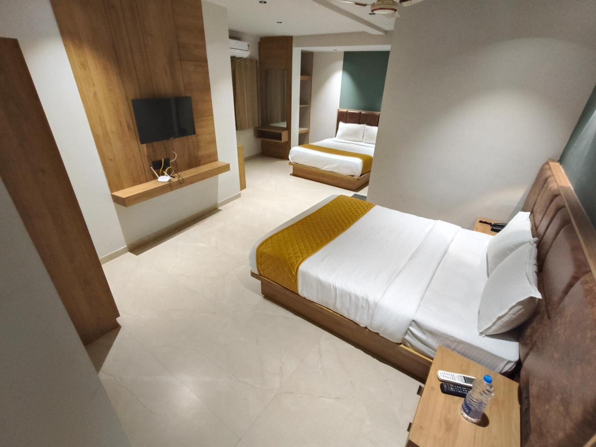 Hotel Beverly Plaza Kozhikode Dış mekan fotoğraf